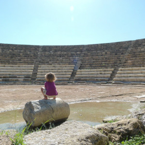 salamis theatre 2