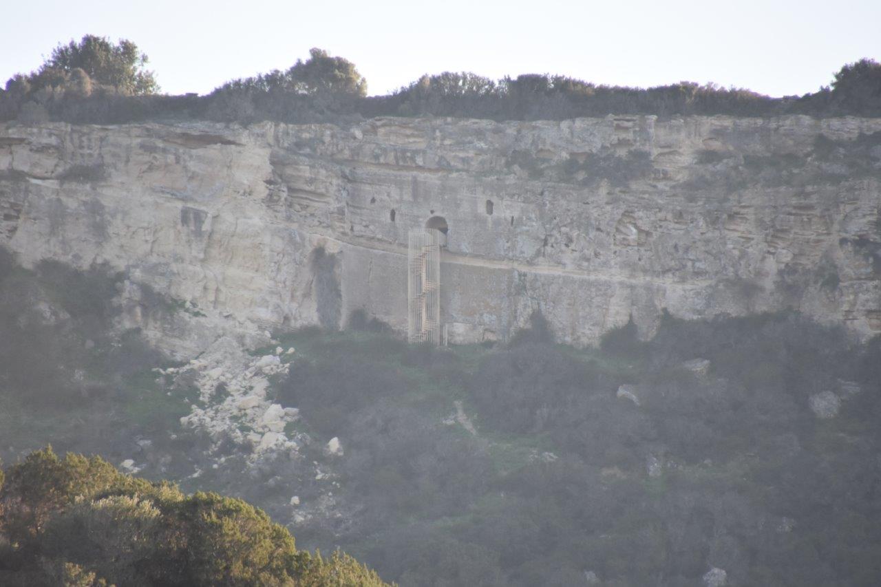 Elisis Kastros tomb